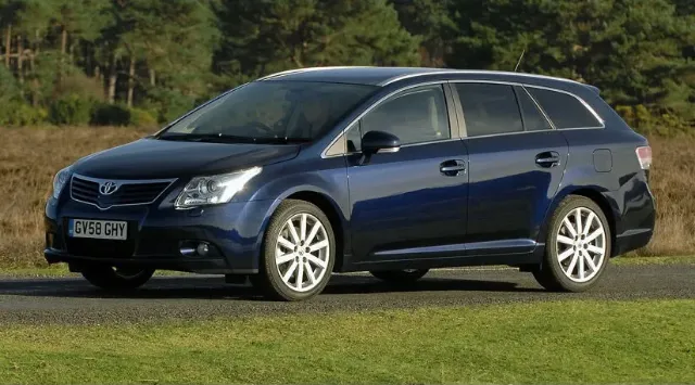 TOYOTA AVENSIS