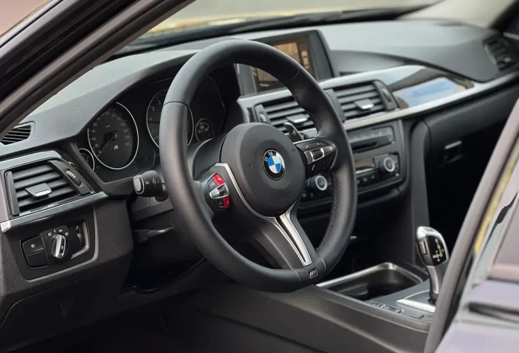 Kirayə BMW F30 2015