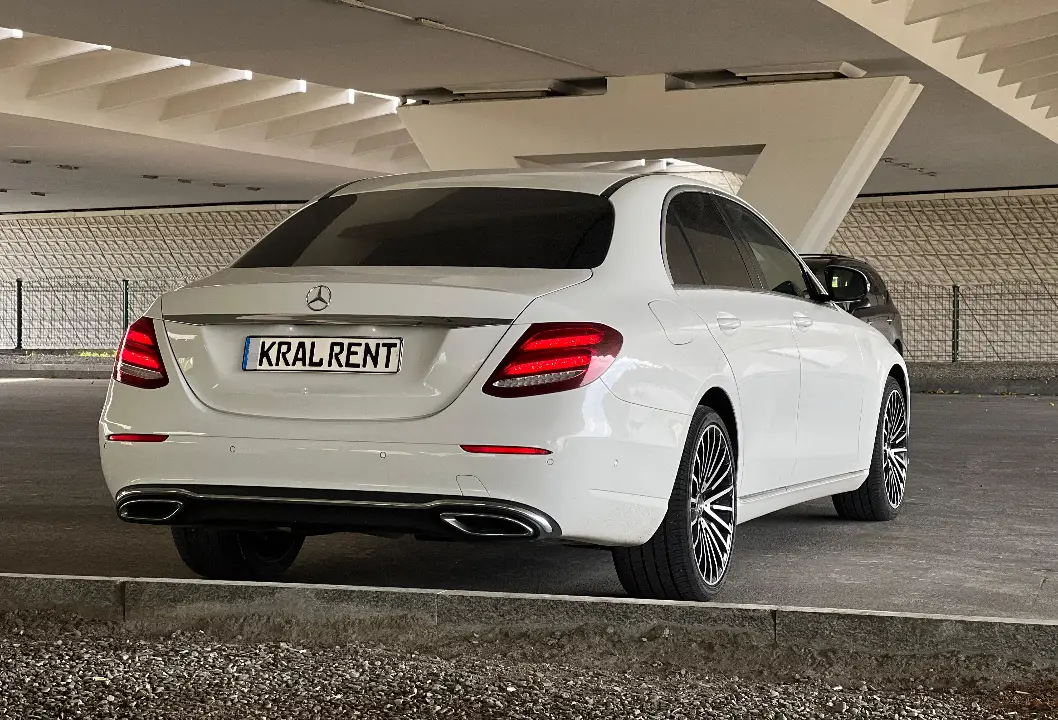 Kirayə Mercedes-Benz E 200 2018