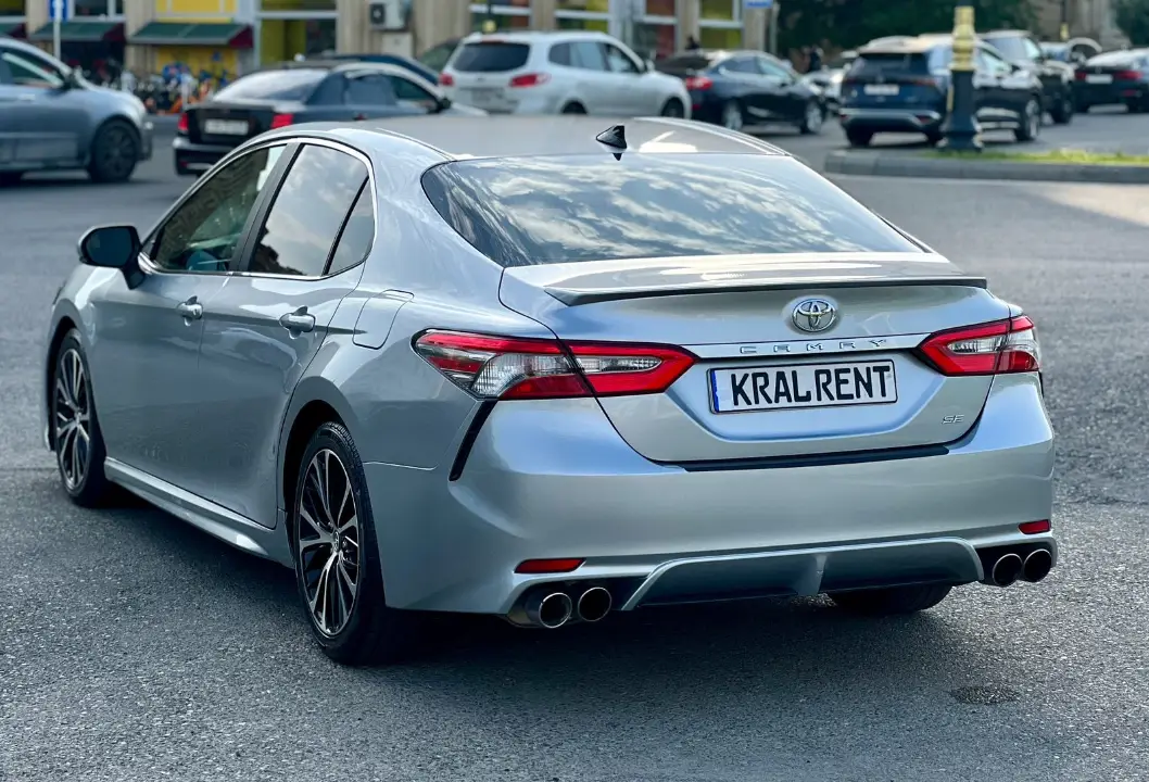 Kirayə Toyota Camry 2018