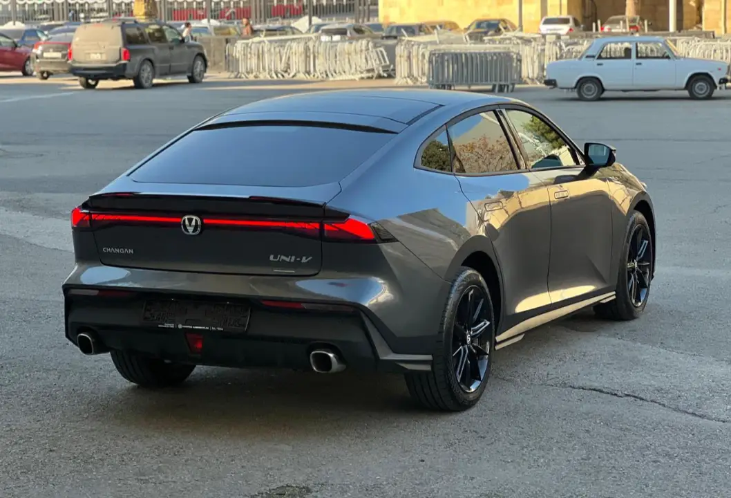 Kirayə Changan Uni V 2023