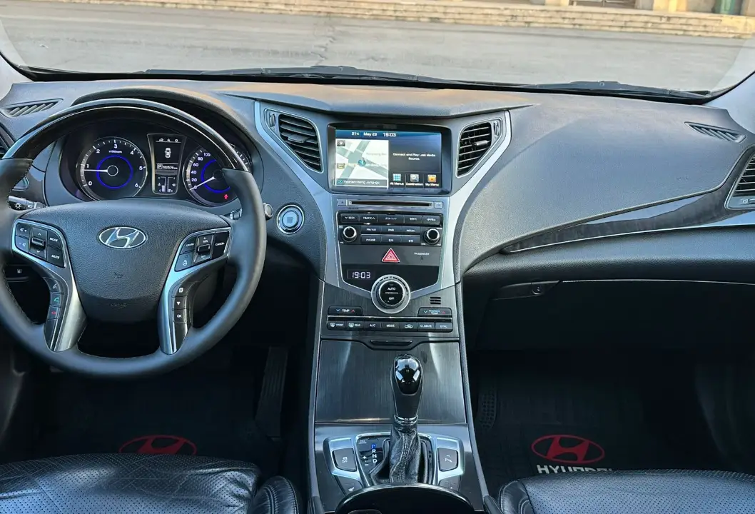 Kirayə Hyundai Grandeur 2016