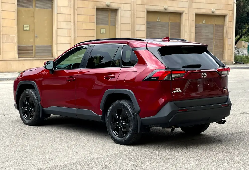 Kirayə Toyota Rav4 2019