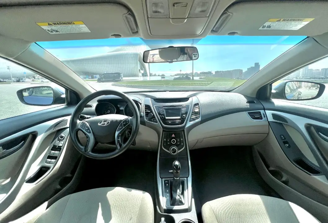Kirayə Hyundai Elantra 2015