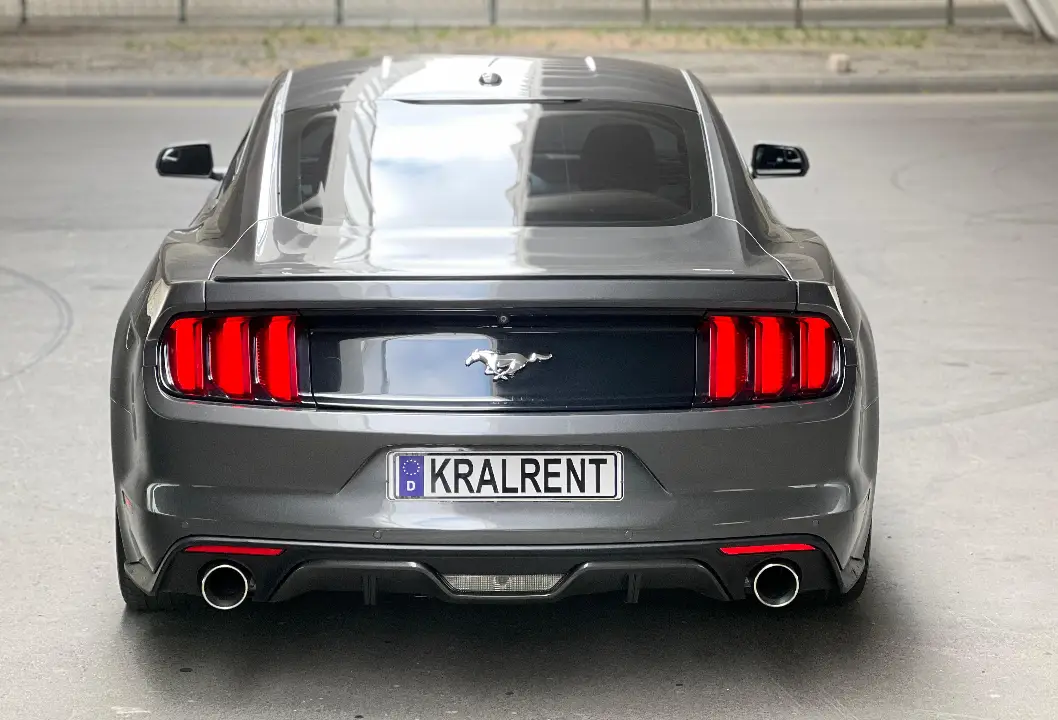 Kirayə Ford Mustang 2015