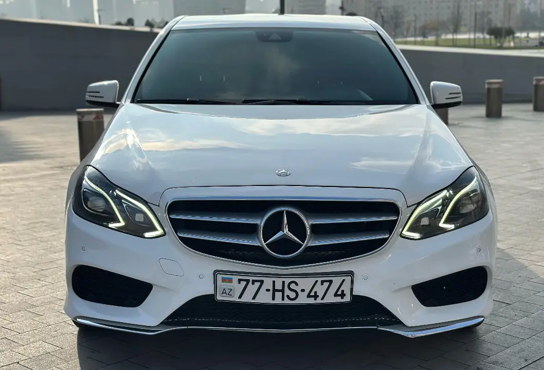 Kirayə Mercedes-Benz E 200 2015